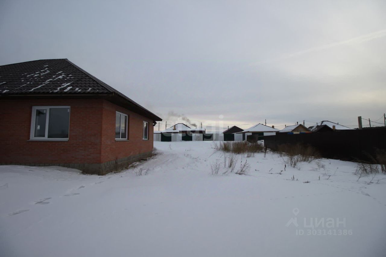 Купить загородную недвижимость на улице Жукова в селе Есаулово в сельсовет  Есаульский, продажа загородной недвижимости - база объявлений Циан. Найдено  6 объявлений