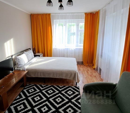 1-комн., 42 м², 1/1 этаж