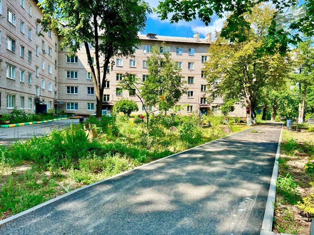 Купить квартиру рядом со школой в микрорайоне Дачный в городе Липецк.  Найдено 2 объявления.