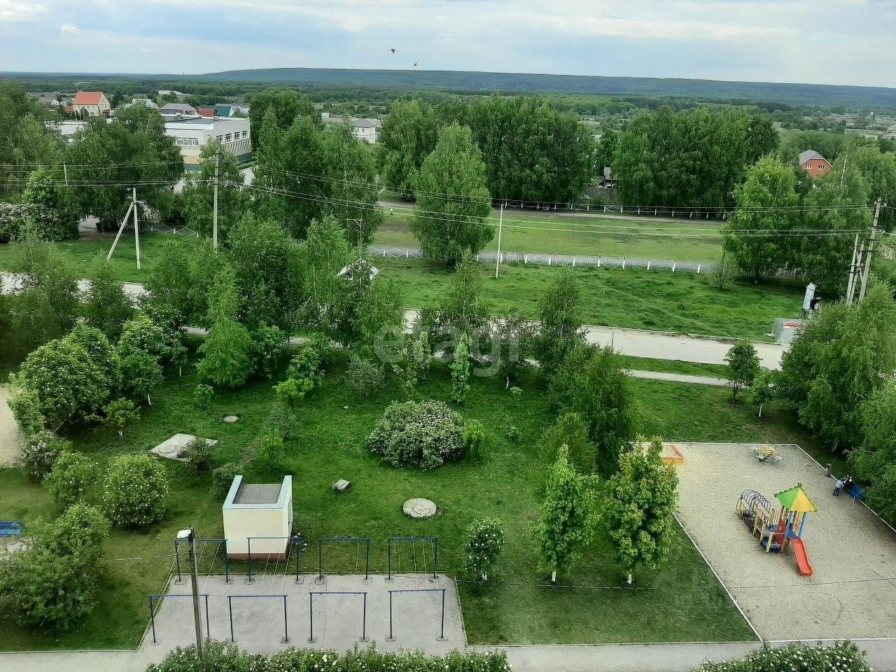 Купить большую квартиру в поселке Березовая Роща Пензенской области,  продажа просторных квартир в поселке Березовая Роща Пензенской области.  Найдено 2 объявления.