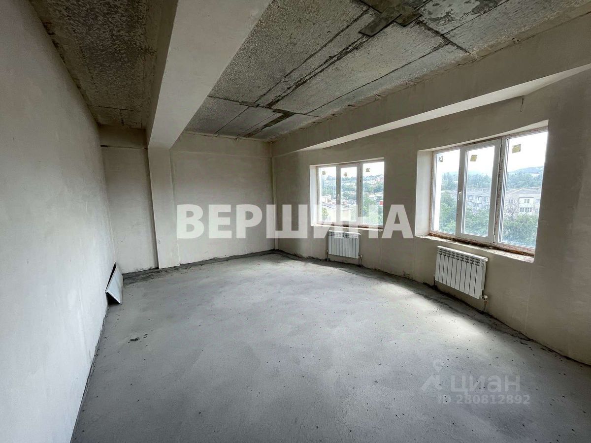 Продажа трехкомнатной квартиры 109,3м² ул. 8 Марта, 37, Кисловодск,  Ставропольский край - база ЦИАН, объявление 280812892