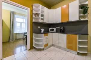 3-комн.кв., 120 м², этаж 4