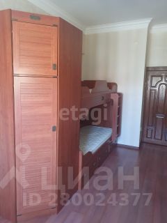 3-комн.кв., 82 м², этаж 2