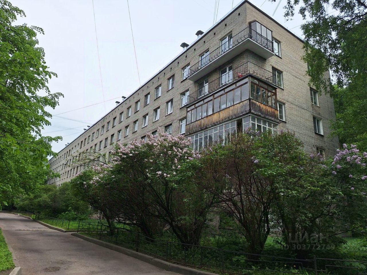 Купить трехкомнатную квартиру 57м² ул. Нахимова, 8к3, Санкт-Петербург -  база ЦИАН, объявление 303772749