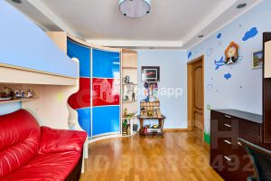 3-комн.кв., 77 м², этаж 9
