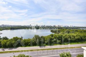 3-комн.кв., 77 м², этаж 9