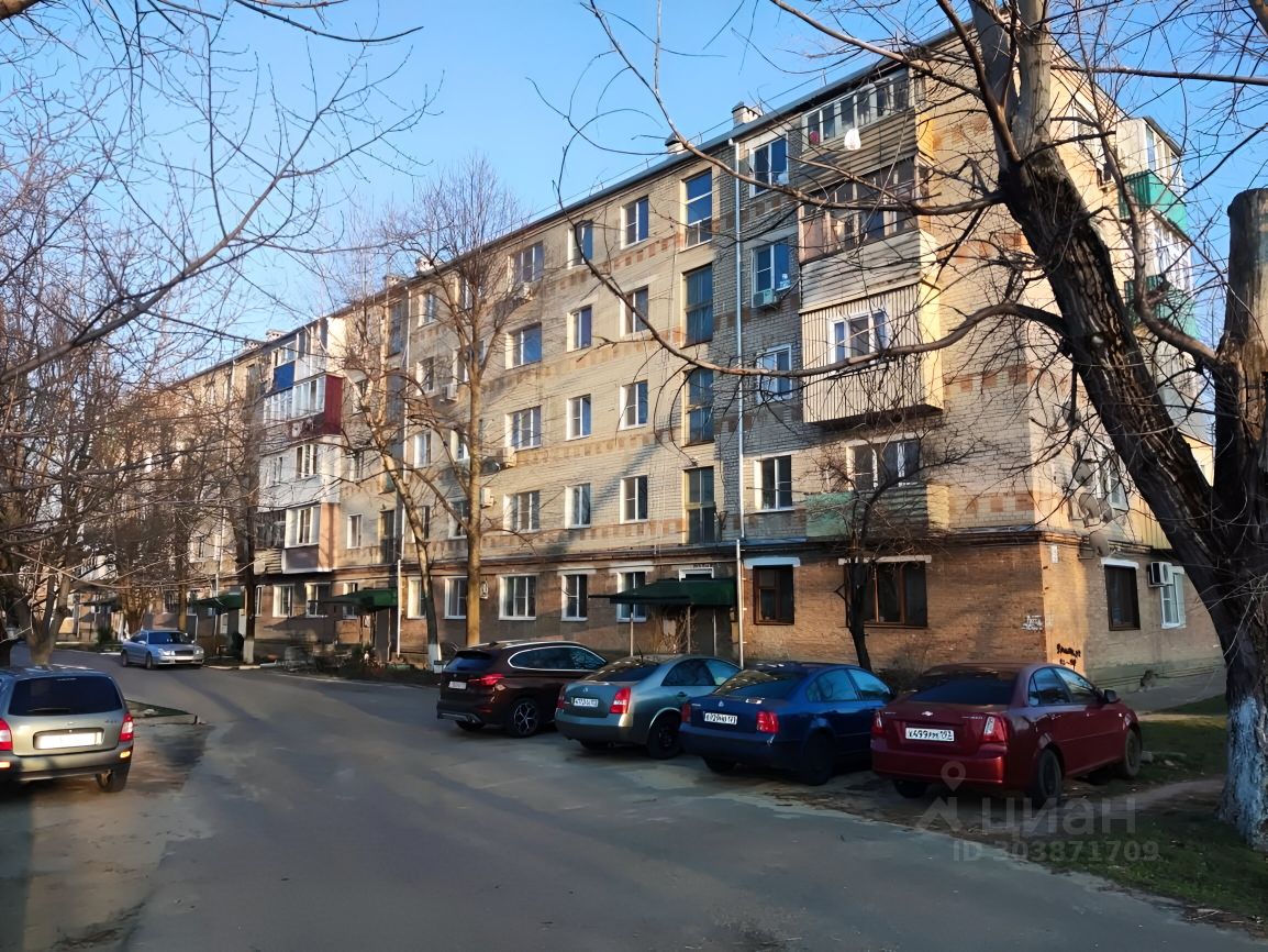 Продаю трехкомнатную квартиру 54м² ул. Энергетиков, 1Б, Гулькевичи,  Краснодарский край, Гулькевичский район - база ЦИАН, объявление 303871709