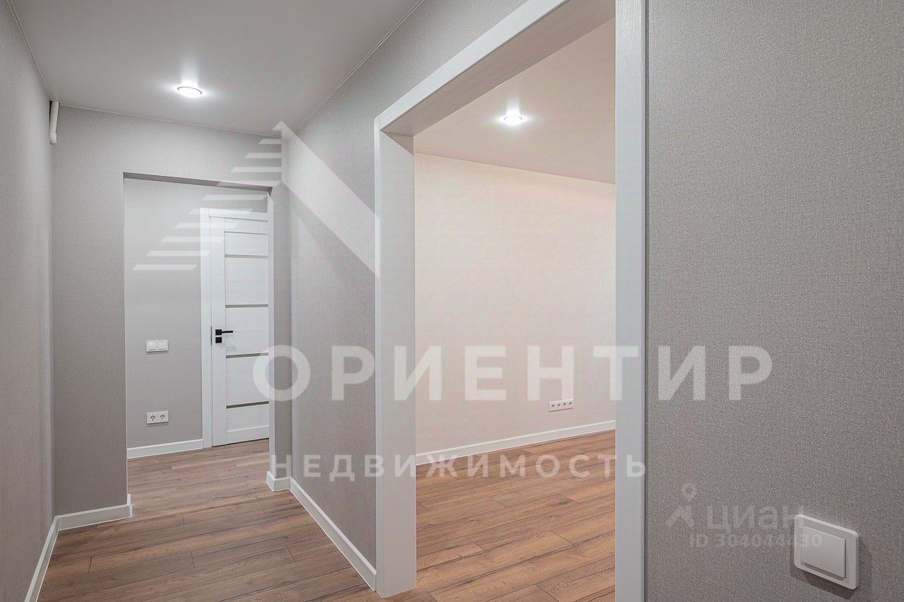 Продажа трехкомнатной квартиры 64м² ул. Академика Постовского, 16,  Екатеринбург, Свердловская область, м. Чкаловская - база ЦИАН, объявление  304044430