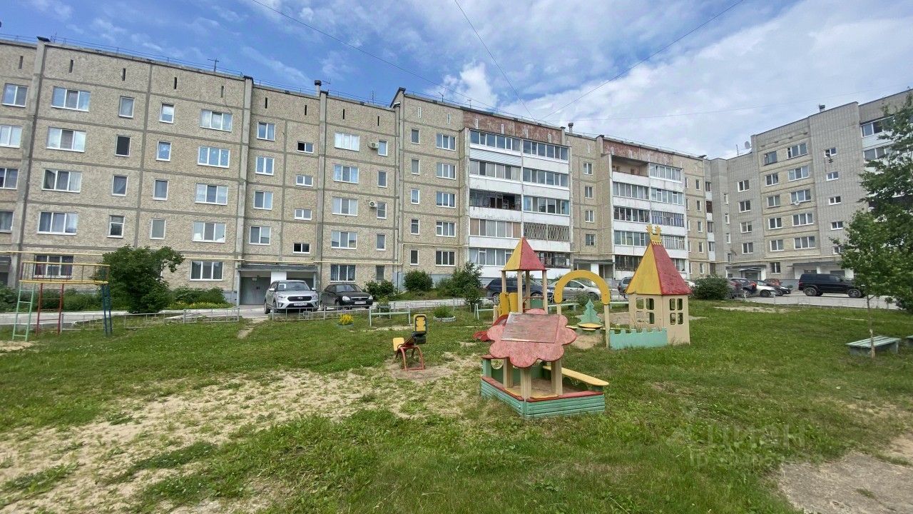 Купить двухкомнатную квартиру 50,6м² ул. Уральских танкистов, 6, Березники,  Пермский край - база ЦИАН, объявление 304051632