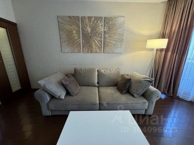 1-комн., 40 м², 1/1 этаж