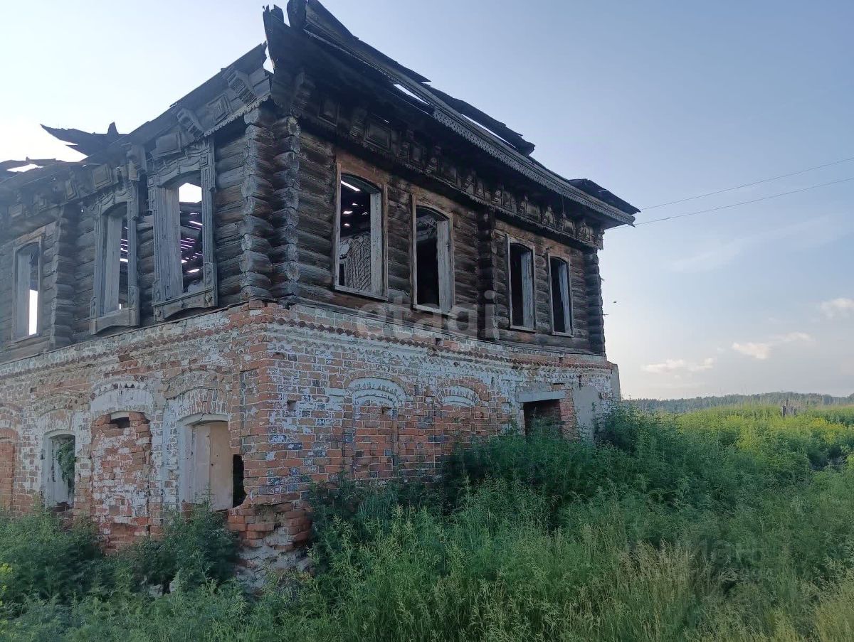 Купить дом до 300 тыс рублей в Шадринске. Найдено 8 объявлений.