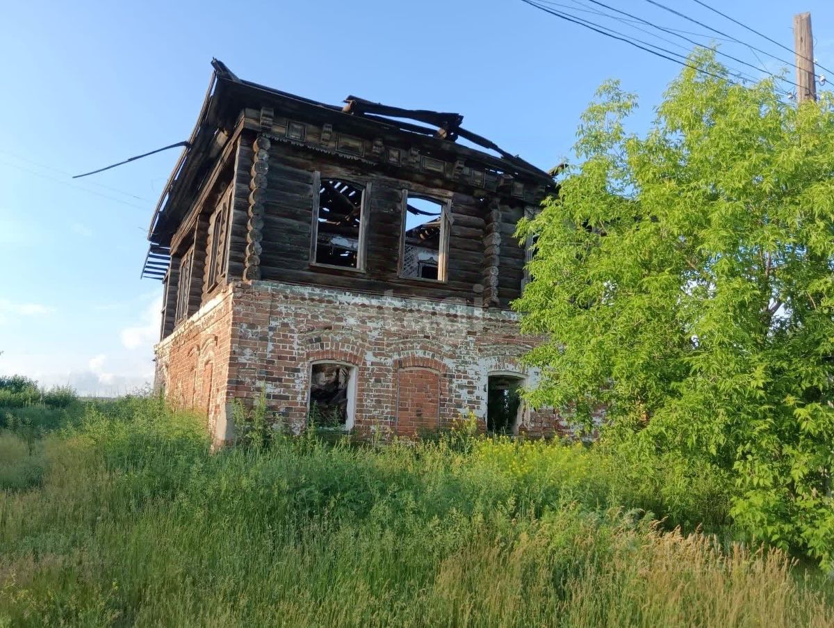 Купить дом до 300 тыс рублей в Шадринске. Найдено 8 объявлений.