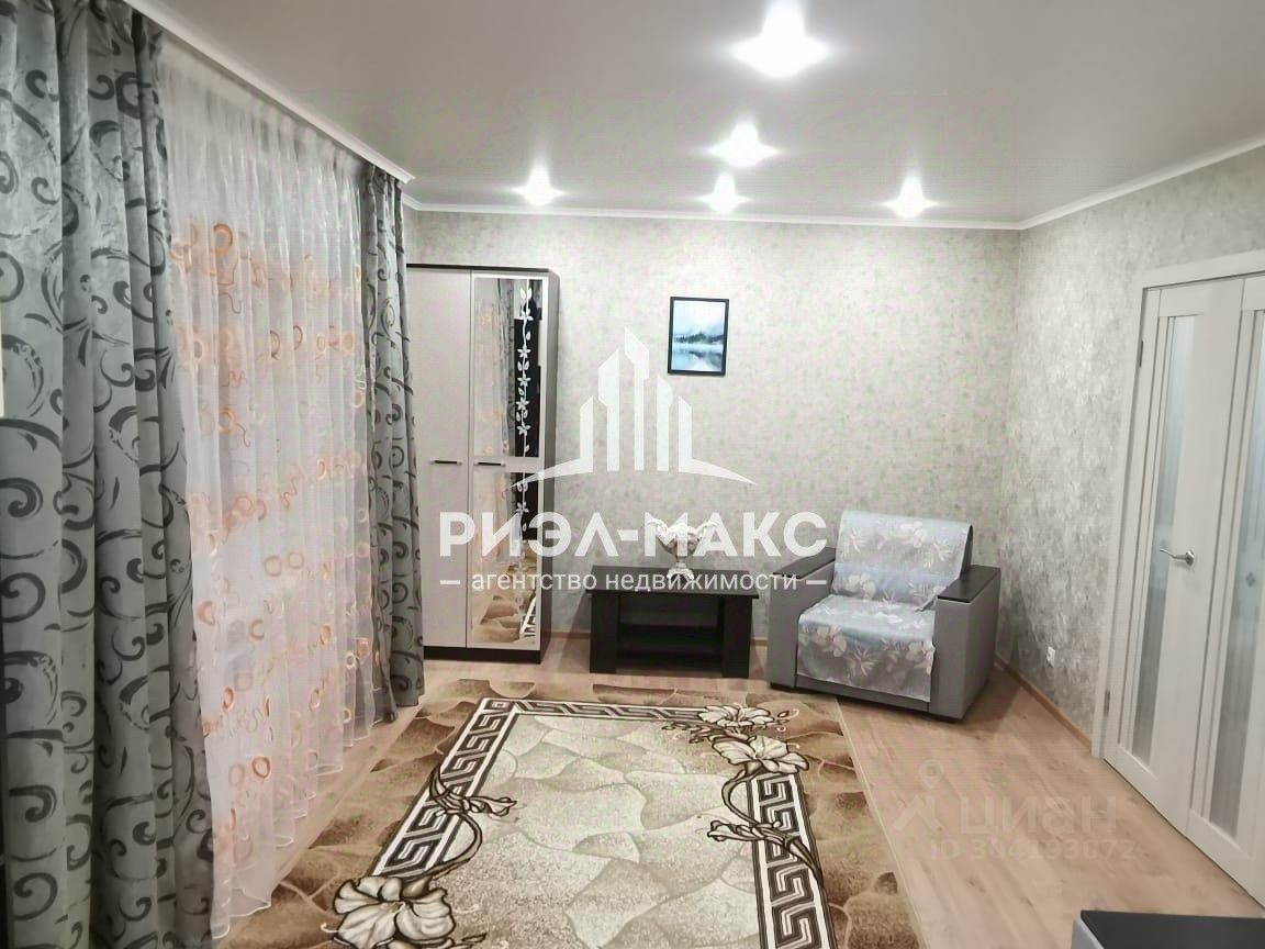 Сдам двухкомнатные апартаменты 64,4м² Московский просп., 10/11А, Брянск,  Брянская область - база ЦИАН, объявление 304193072