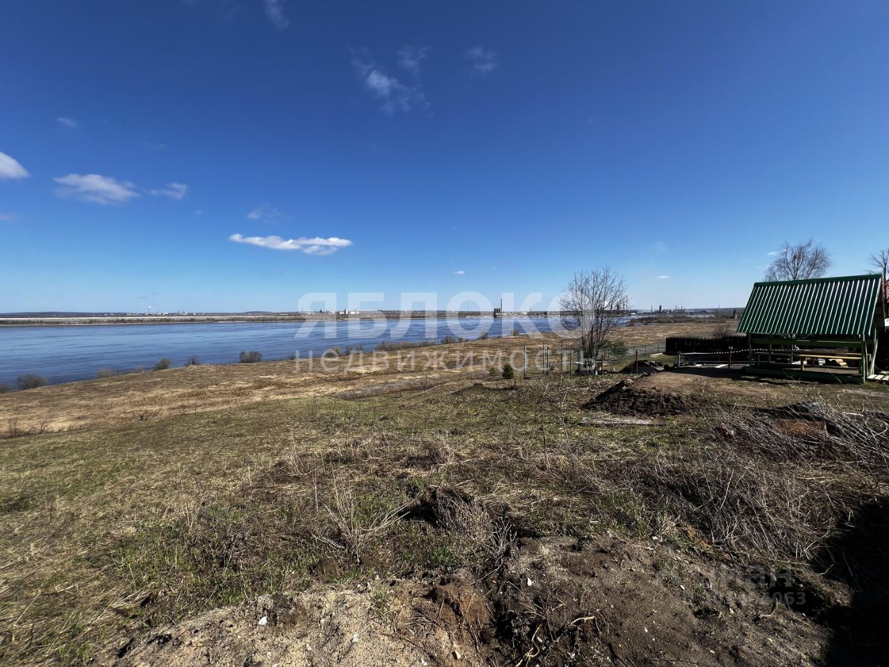 Купить загородную недвижимость на улице Набережная в городе Усолье, продажа  загородной недвижимости - база объявлений Циан. Найдено 1 объявление