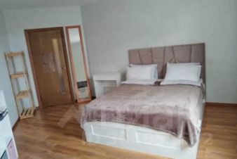 1-комн. кв 38 м2, 2/25 эт