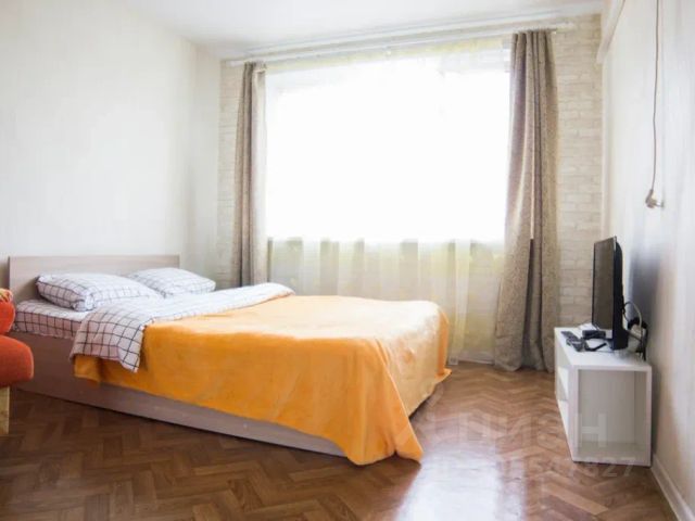 1-комн., 40 м², 5/5 этаж
