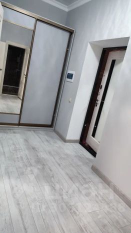 1-комн. кв 40 м2, 1/4 эт