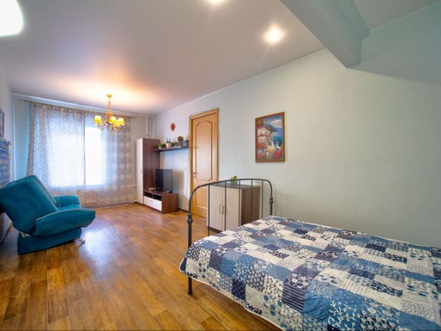 2-комн., 55 м², 1/5 этаж