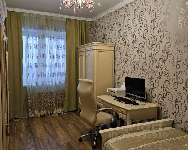 3-комн., 90 м², 17/18 этаж