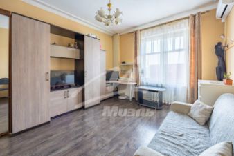 3-комн.кв., 80 м², этаж 4