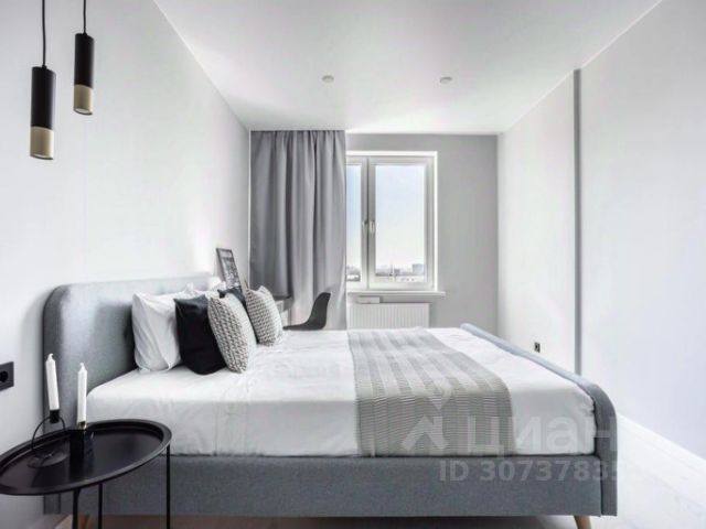 1-комн., 42 м², 1/1 этаж