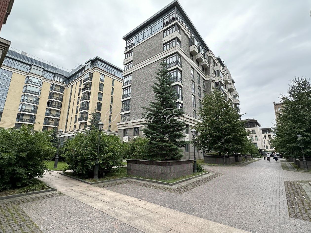 Продается5-комн.квартира,205м²