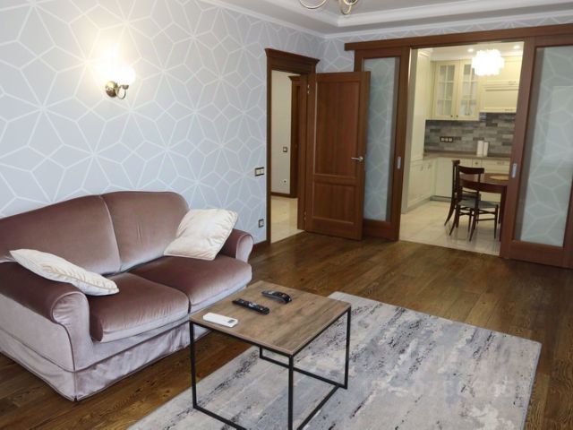 2-комн., 70 м², 2/25 этаж