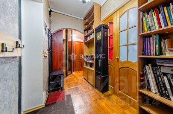 2-комн.кв., 65 м², этаж 2