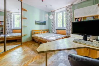 2-комн.кв., 65 м², этаж 2