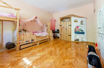 2-комн.кв., 65 м², этаж 2