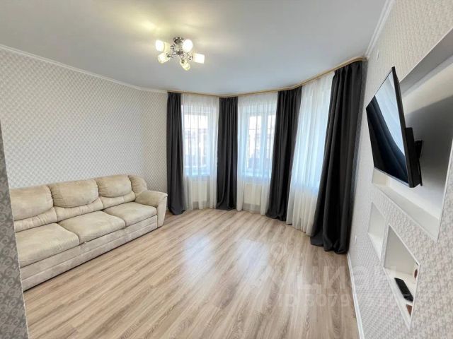 1-комн., 52 м², 3/8 этаж