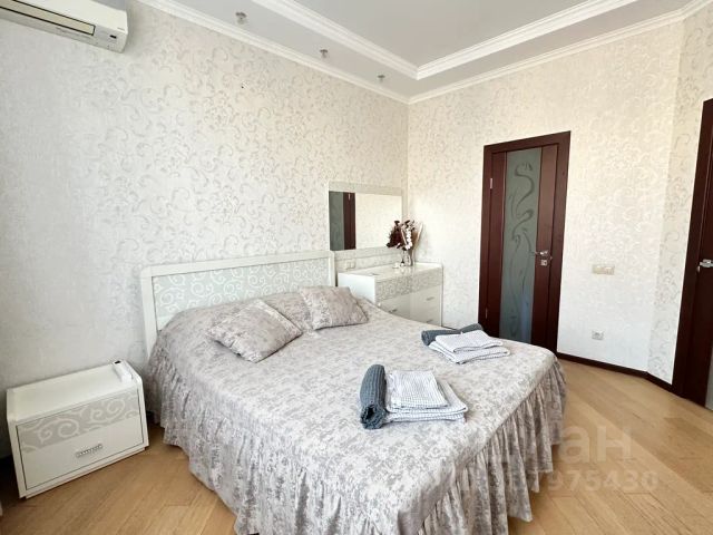 1-комн., 54 м², 7/8 этаж