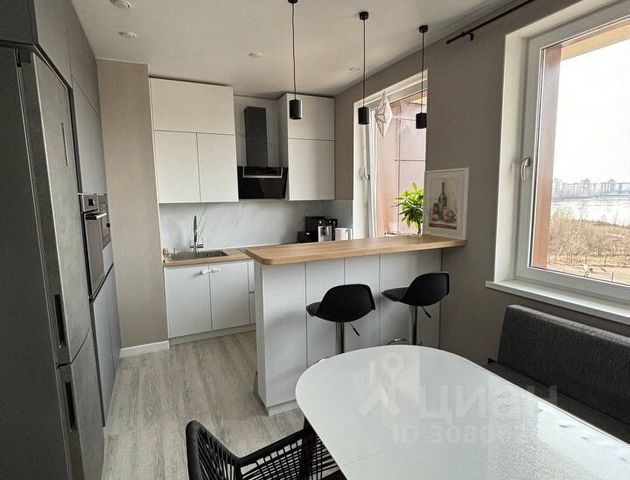 2-комн., 54 м², 4/24 этаж