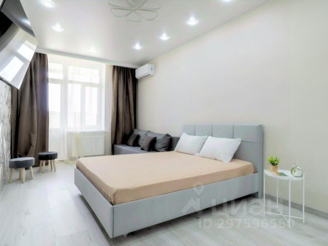 2-комн., 72 м², 1/1 этаж