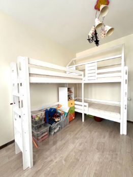 3-комн.кв., 84 м², этаж 4