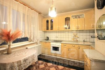 2-комн.кв., 63 м², этаж 10