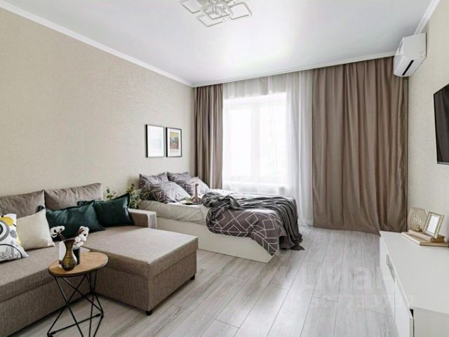 1-комн., 42 м², 1/1 этаж