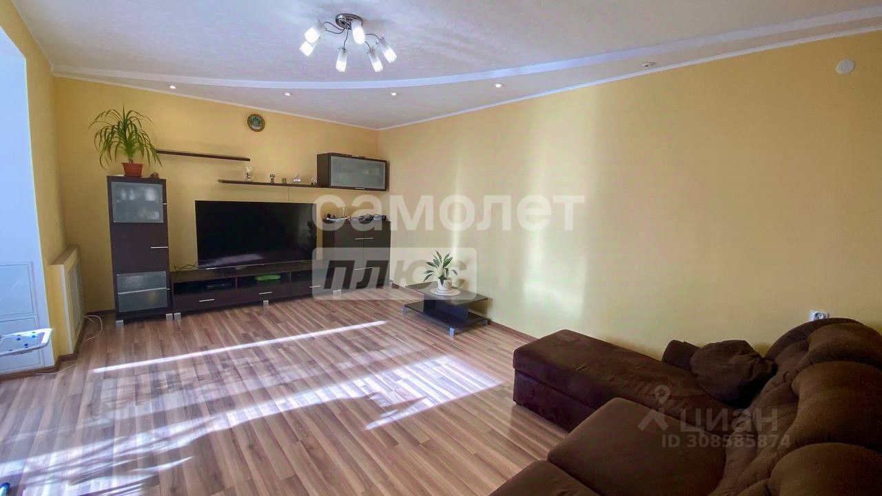 Продается3-комн.квартира,164,3м²