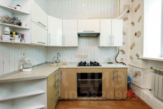 3-комн.кв., 80 м², этаж 1