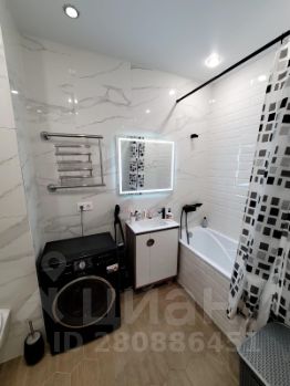 2-комн.кв., 65 м², этаж 3