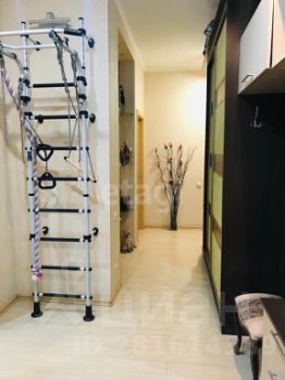 3-комн.кв., 80 м², этаж 3