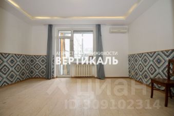 4-комн.кв., 95 м², этаж 7