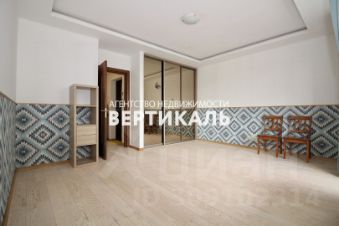 4-комн.кв., 95 м², этаж 7