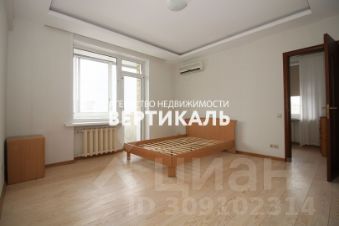 4-комн.кв., 95 м², этаж 7