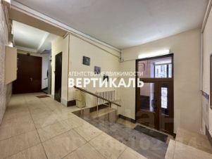 4-комн.кв., 95 м², этаж 7