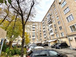 2-комн.кв., 57 м², этаж 8