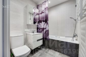 4-комн.кв., 100 м², этаж 18