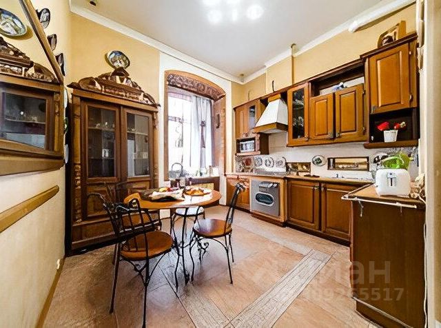 2-комн., 74 м², 1/5 этаж