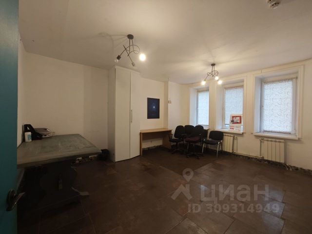 3-комн., 100 м², 1/5 этаж