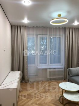 2-комн.кв., 43 м², этаж 3